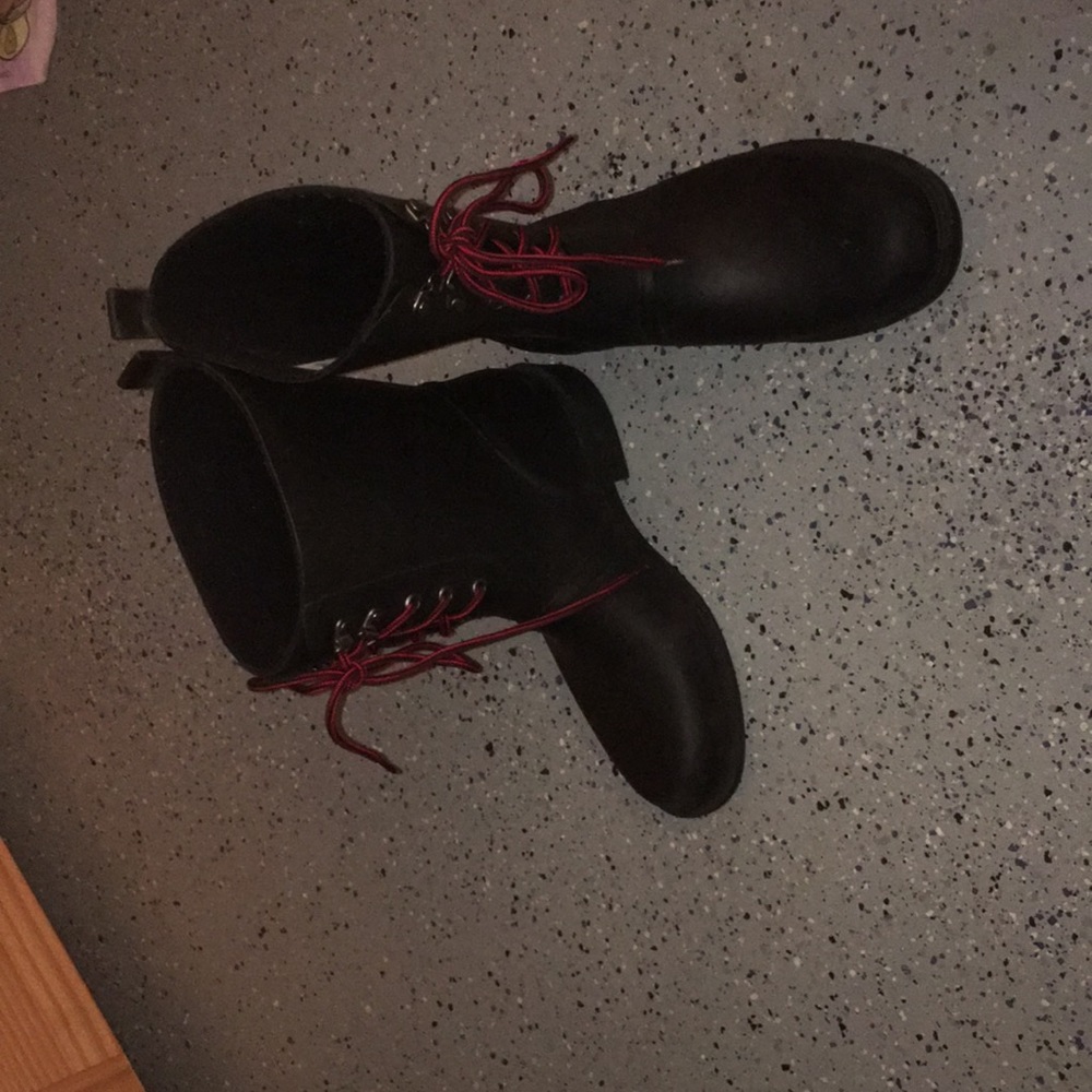 Merona black lace up short rain boots